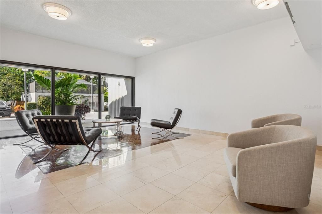 На продажу: $692,000 (3 спален, 3 ванн, 1664 Квадратных фут)