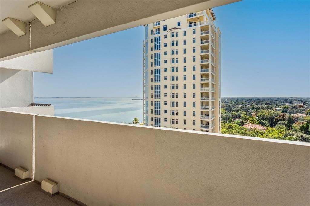 На продажу: $692,000 (3 спален, 3 ванн, 1664 Квадратных фут)