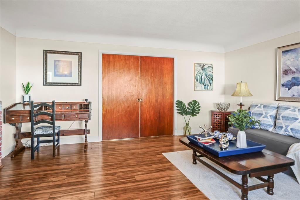 For Sale: $485,000 (3 beds, 2 baths, 1652 Square Feet)