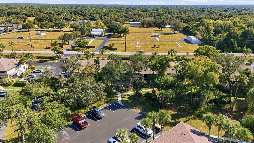 Activo con contrato: $138,888 (2 camas, 2 baños, 899 Pies cuadrados)