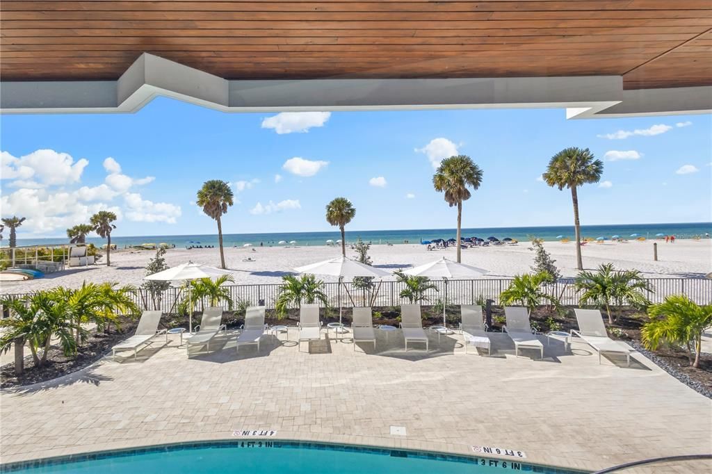 For Sale: $2,700,000 (2 beds, 2 baths, 1646 Square Feet)