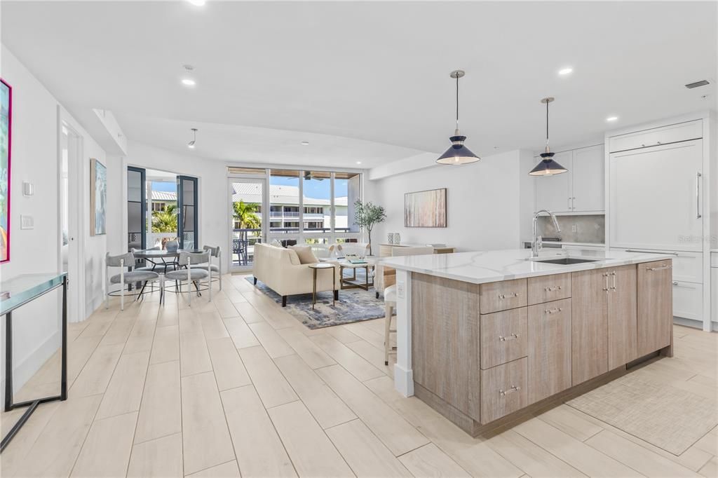 For Sale: $2,700,000 (2 beds, 2 baths, 1646 Square Feet)