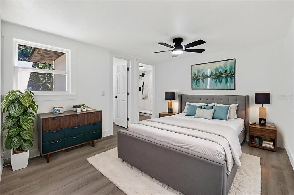 For Sale: $349,900 (3 beds, 2 baths, 1010 Square Feet)