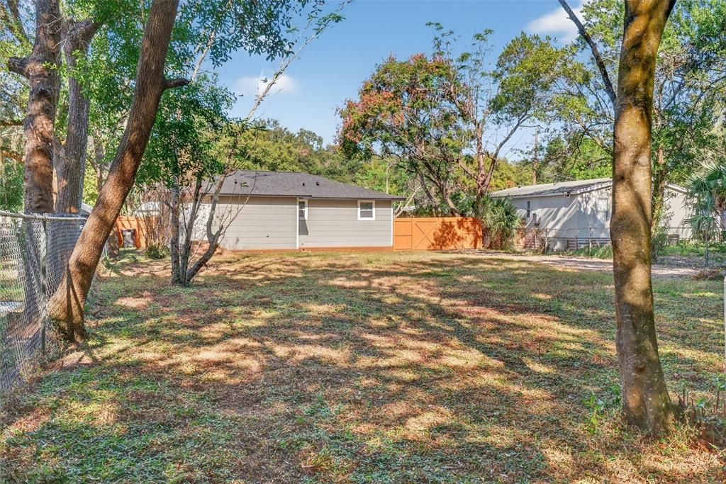 For Sale: $349,900 (3 beds, 2 baths, 1010 Square Feet)