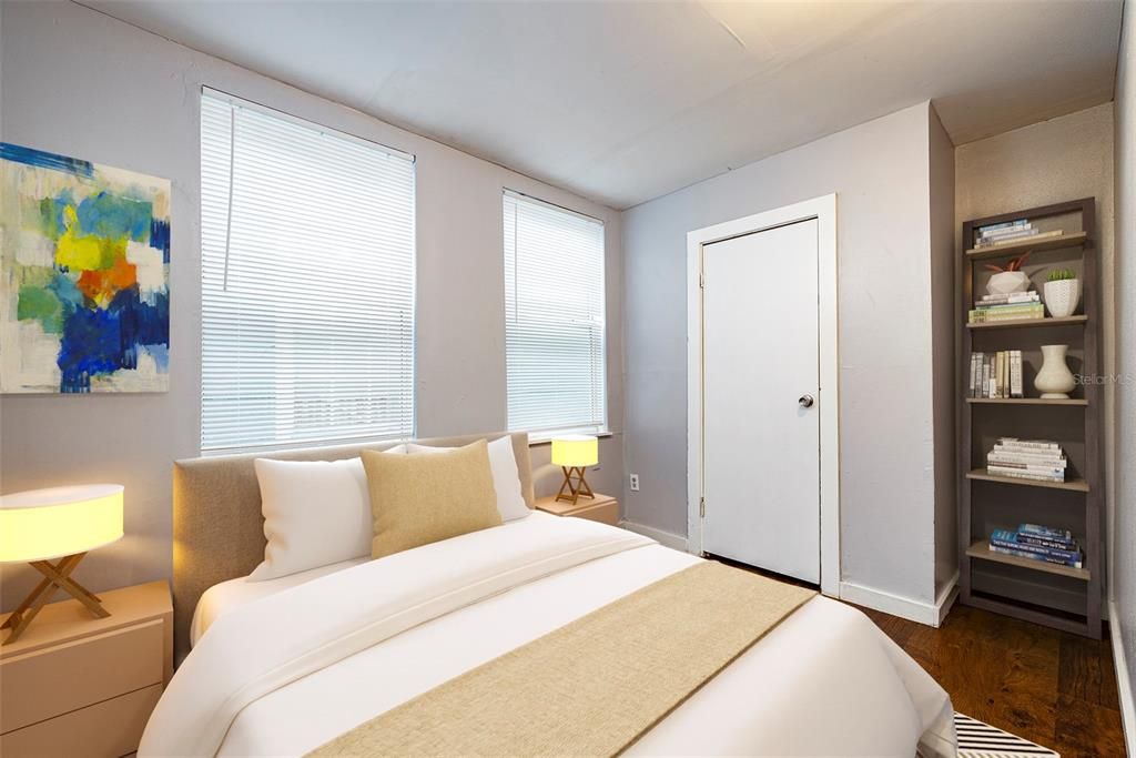 For Rent: $1,520 (2 beds, 1 baths, 810 Square Feet)