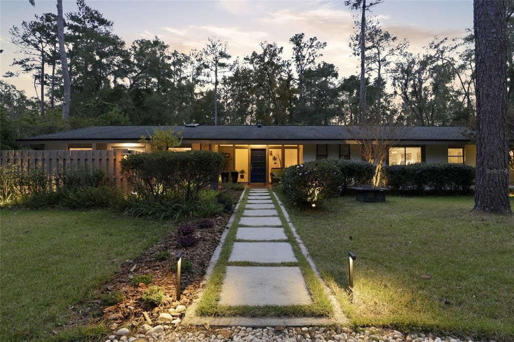 На продажу: $725,000 (5 спален, 3 ванн, 2992 Квадратных фут)