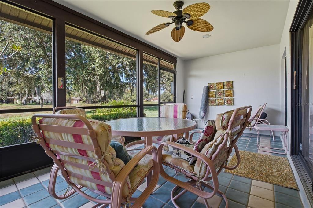 На продажу: $292,999 (3 спален, 3 ванн, 1844 Квадратных фут)