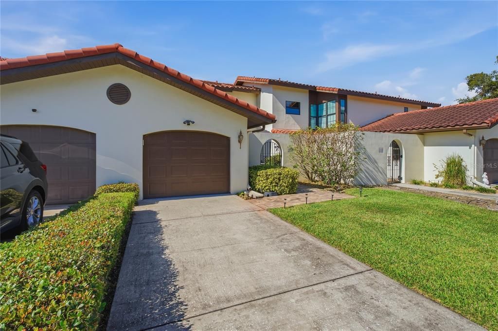 На продажу: $292,999 (3 спален, 3 ванн, 1844 Квадратных фут)