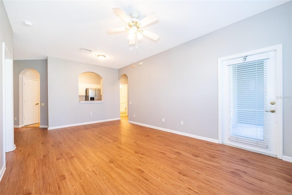 For Rent: $1,750 (2 beds, 2 baths, 1046 Square Feet)