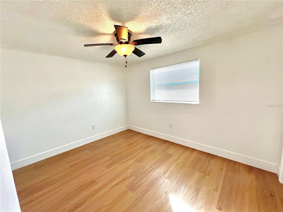 For Rent: $1,290 (2 beds, 1 baths, 722 Square Feet)
