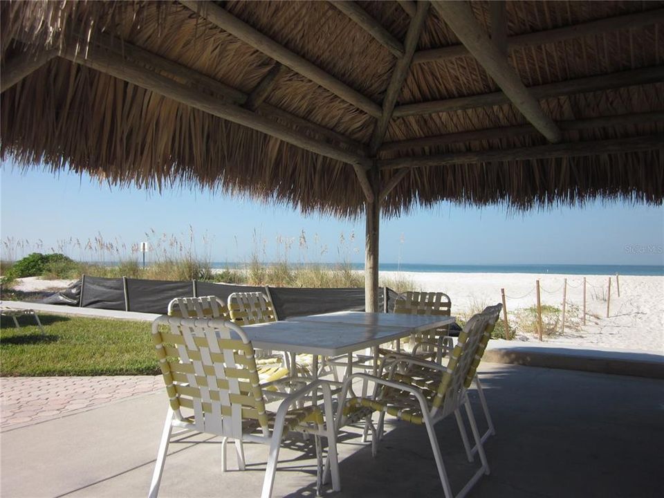 待售: $645,000 (2 贝兹, 2 浴室, 1327 平方英尺)