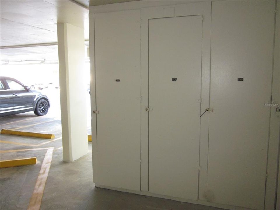 待售: $645,000 (2 贝兹, 2 浴室, 1327 平方英尺)