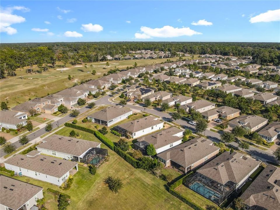 En Venta: $499,900 (3 camas, 3 baños, 2206 Pies cuadrados)