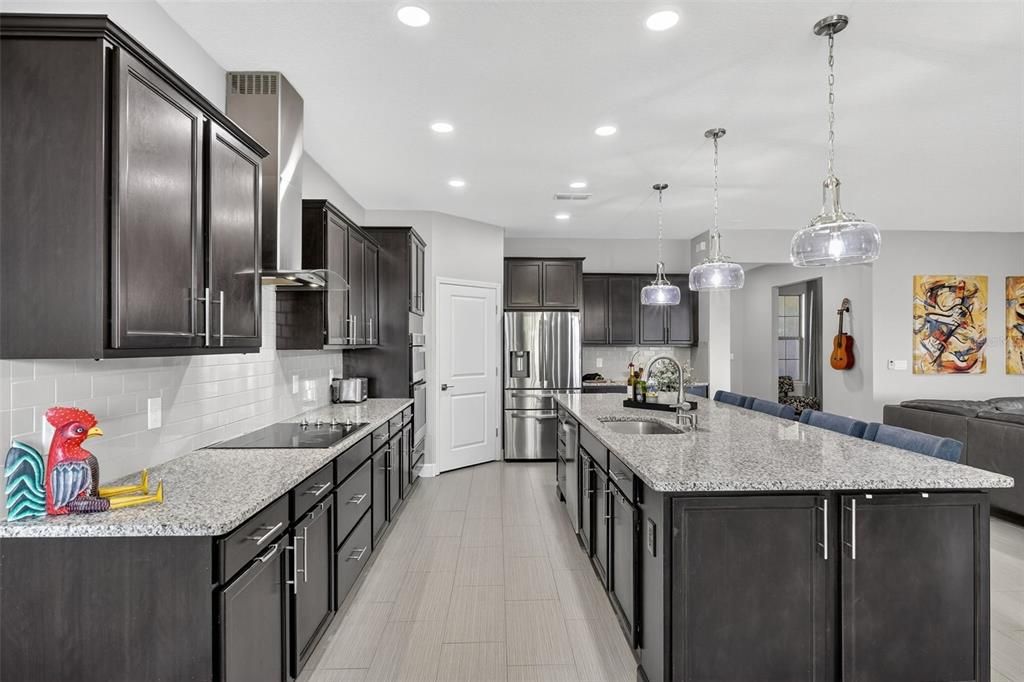 待售: $559,999 (3 贝兹, 3 浴室, 2496 平方英尺)