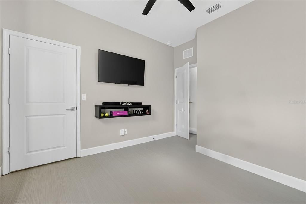 待售: $559,999 (3 贝兹, 3 浴室, 2496 平方英尺)