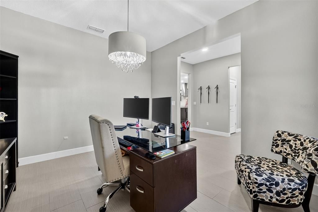 待售: $559,999 (3 贝兹, 3 浴室, 2496 平方英尺)