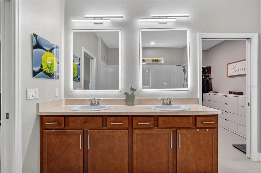 待售: $559,999 (3 贝兹, 3 浴室, 2496 平方英尺)