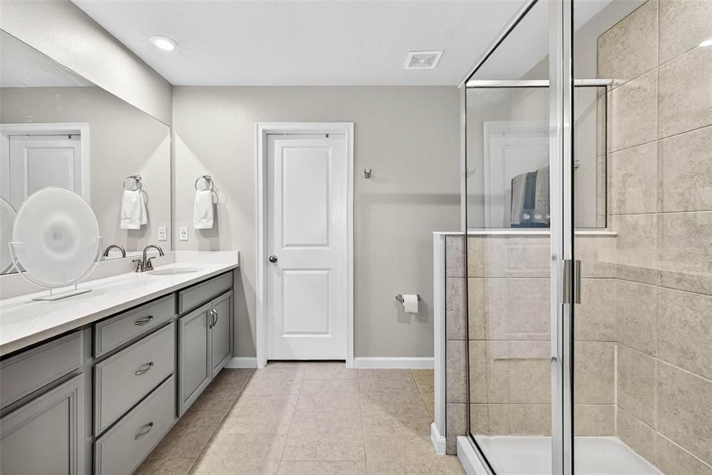 For Rent: $2,700 (3 beds, 2 baths, 1680 Square Feet)