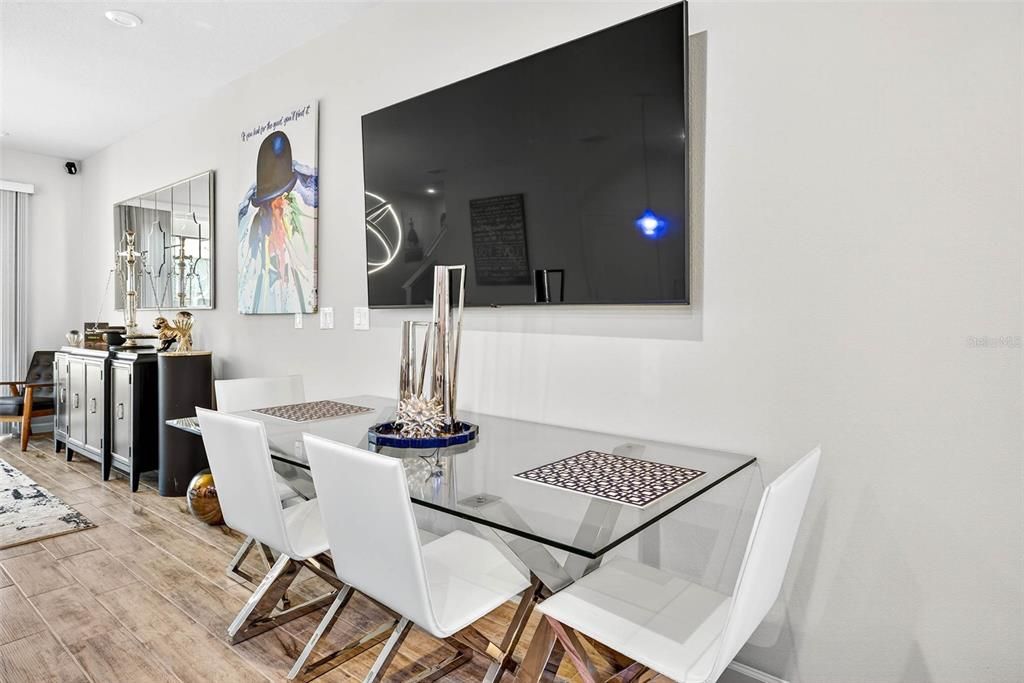 For Rent: $2,700 (3 beds, 2 baths, 1680 Square Feet)