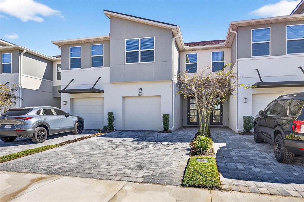 For Rent: $2,700 (3 beds, 2 baths, 1680 Square Feet)