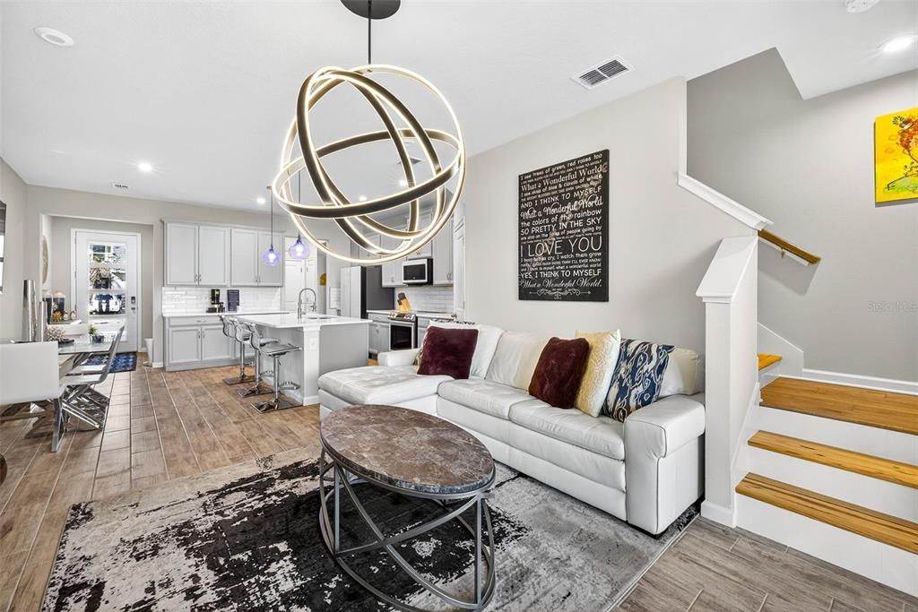 For Rent: $2,700 (3 beds, 2 baths, 1680 Square Feet)