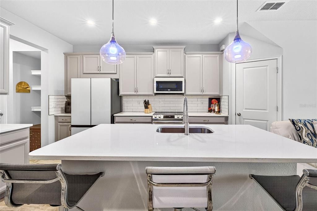 For Rent: $2,700 (3 beds, 2 baths, 1680 Square Feet)