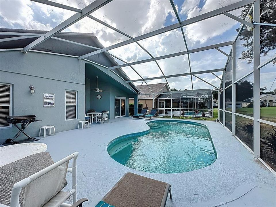 На продажу: $339,999 (4 спален, 3 ванн, 1542 Квадратных фут)