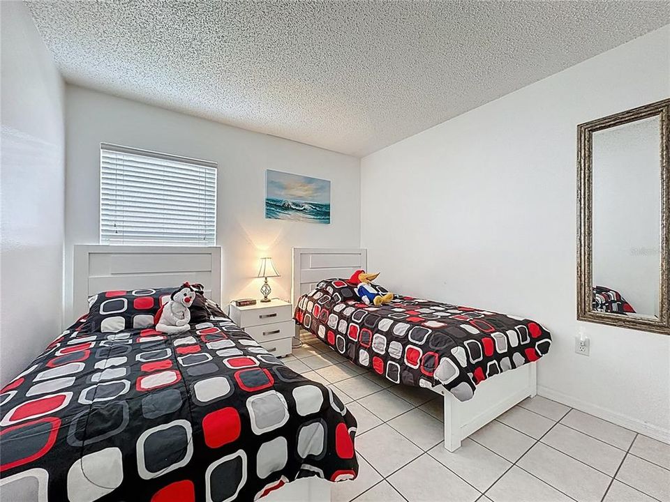 На продажу: $339,999 (4 спален, 3 ванн, 1542 Квадратных фут)