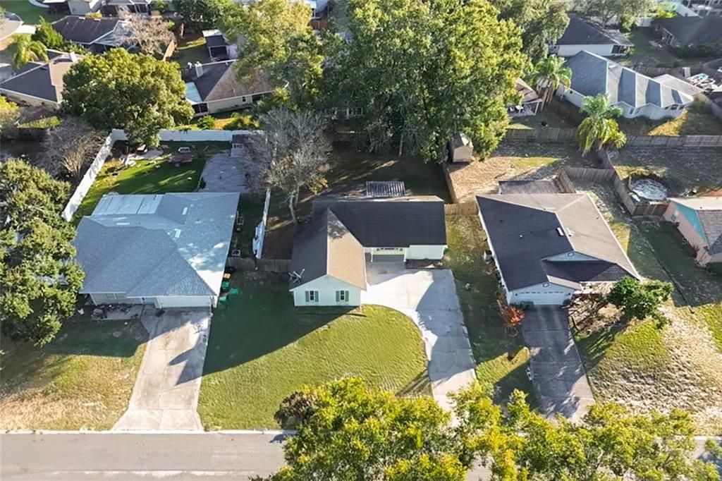 For Sale: $299,900 (2 beds, 2 baths, 1155 Square Feet)