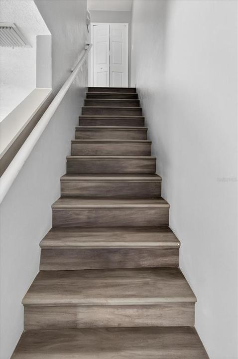 待售: $228,000 (2 贝兹, 2 浴室, 1178 平方英尺)