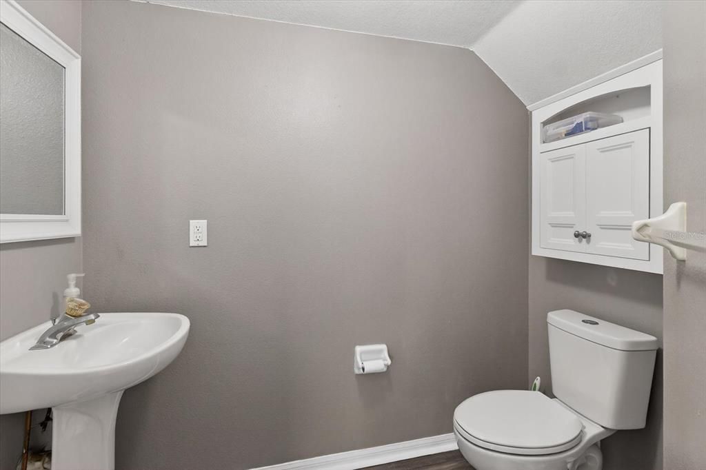 待售: $228,000 (2 贝兹, 2 浴室, 1178 平方英尺)