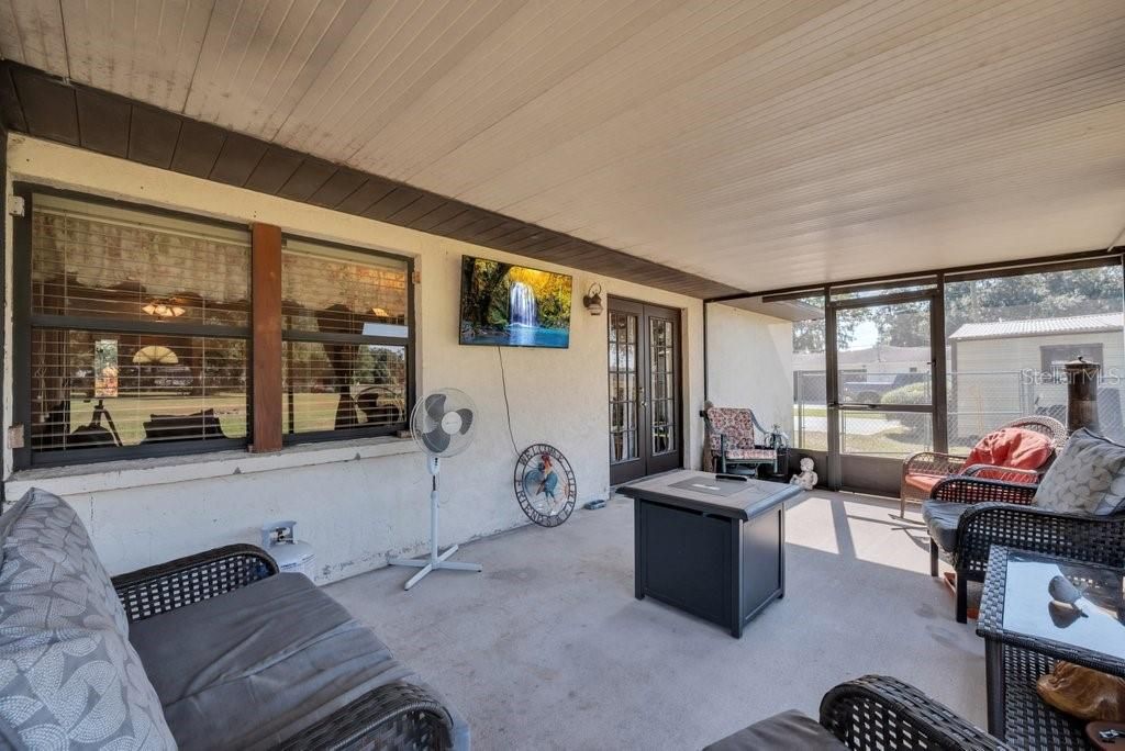 На продажу: $429,000 (3 спален, 2 ванн, 1606 Квадратных фут)