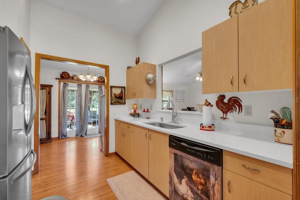 На продажу: $429,000 (3 спален, 2 ванн, 1606 Квадратных фут)