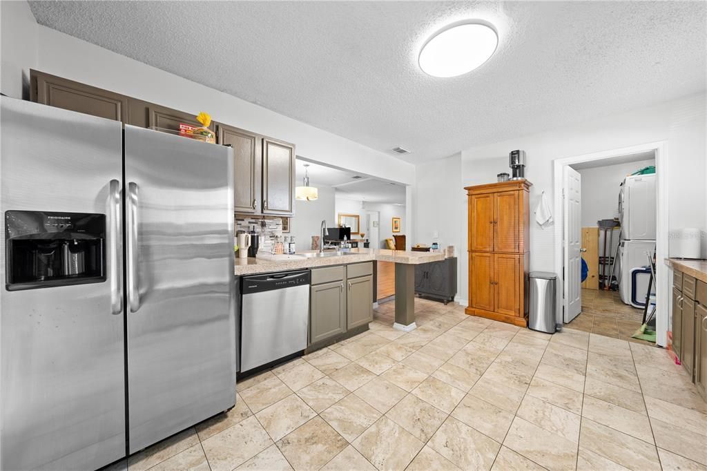 En Venta: $367,500 (3 camas, 2 baños, 1470 Pies cuadrados)