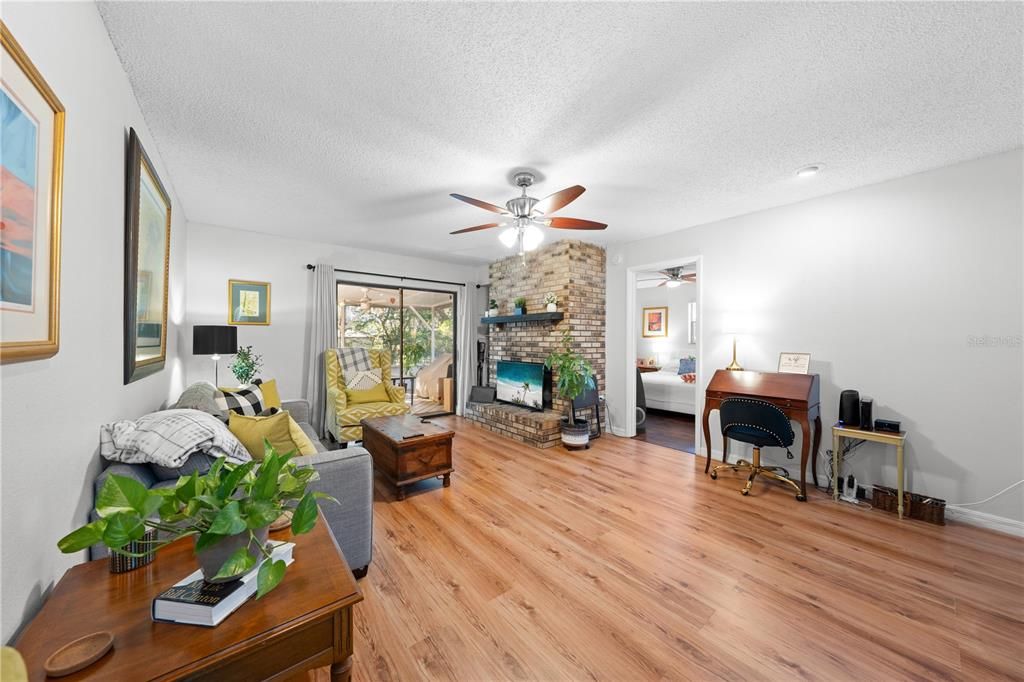 En Venta: $367,500 (3 camas, 2 baños, 1470 Pies cuadrados)