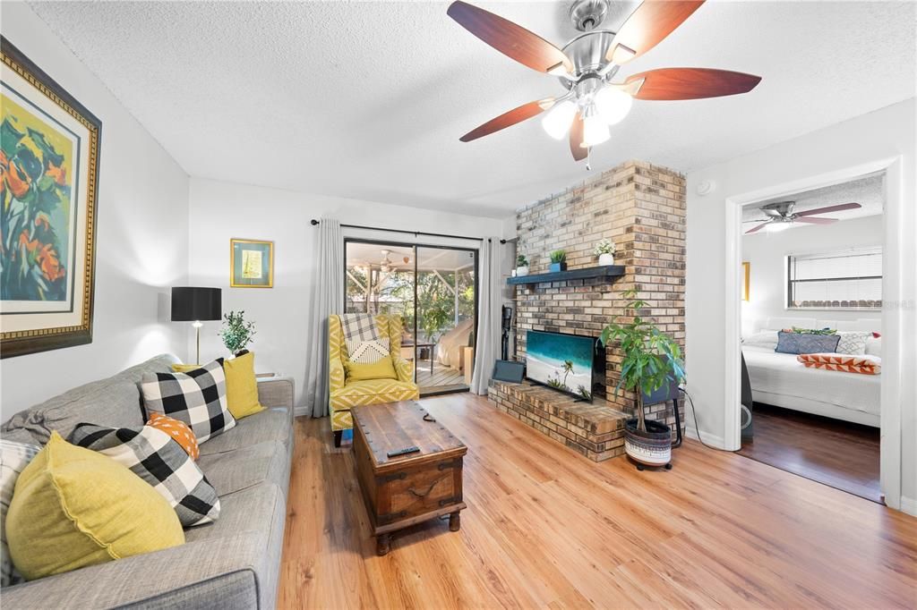 En Venta: $367,500 (3 camas, 2 baños, 1470 Pies cuadrados)