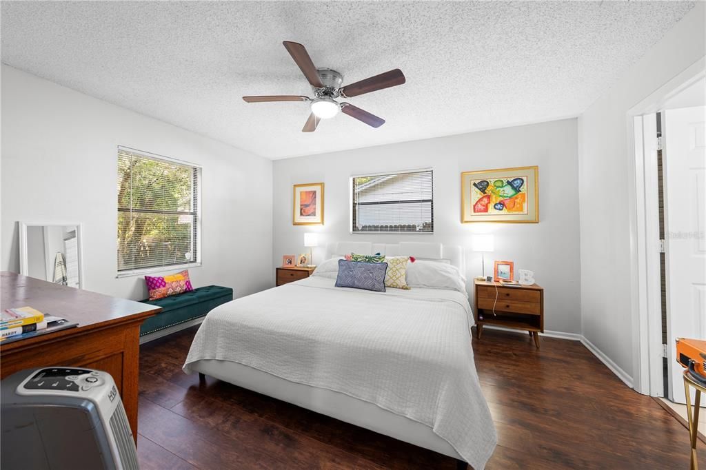 En Venta: $367,500 (3 camas, 2 baños, 1470 Pies cuadrados)