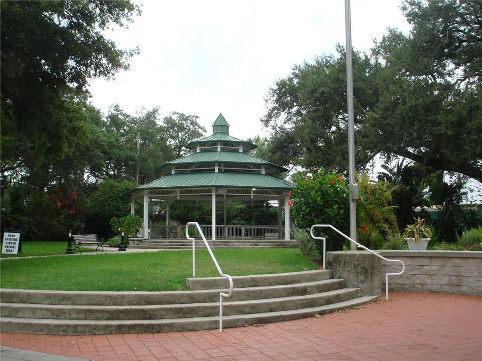 В аренду: $2,500 (3 спален, 2 ванн, 1105 Квадратных фут)