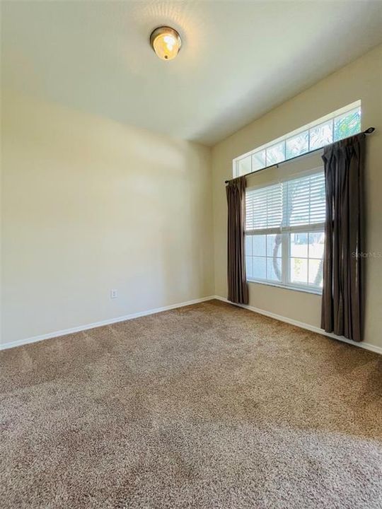 For Rent: $1,900 (4 beds, 2 baths, 2145 Square Feet)