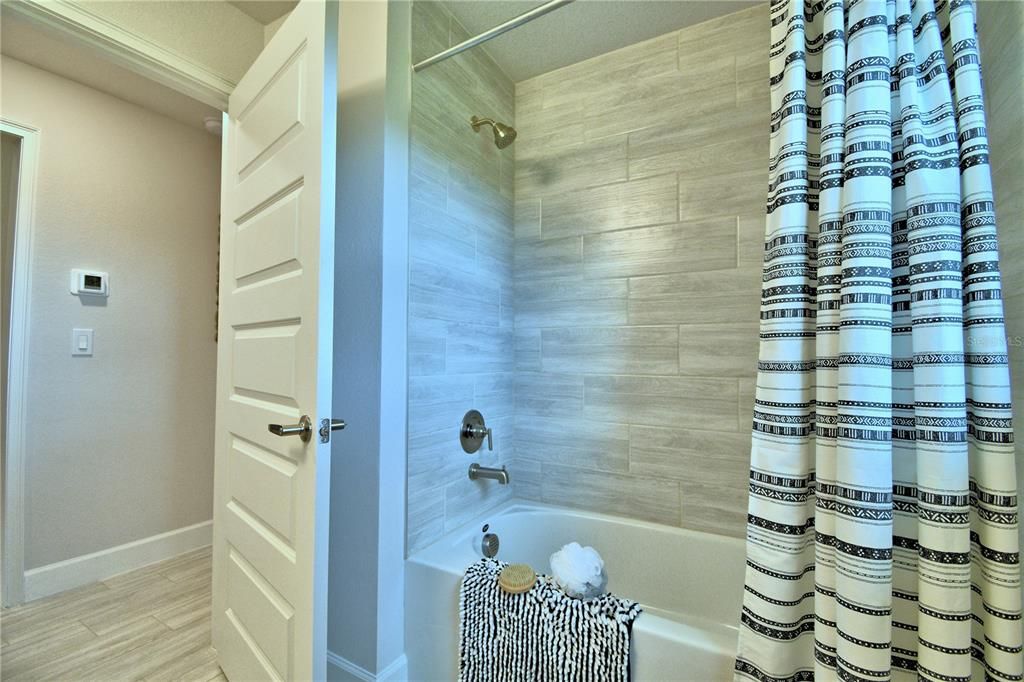 Active With Contract: $374,960 (4 beds, 2 baths, 2169 Square Feet)