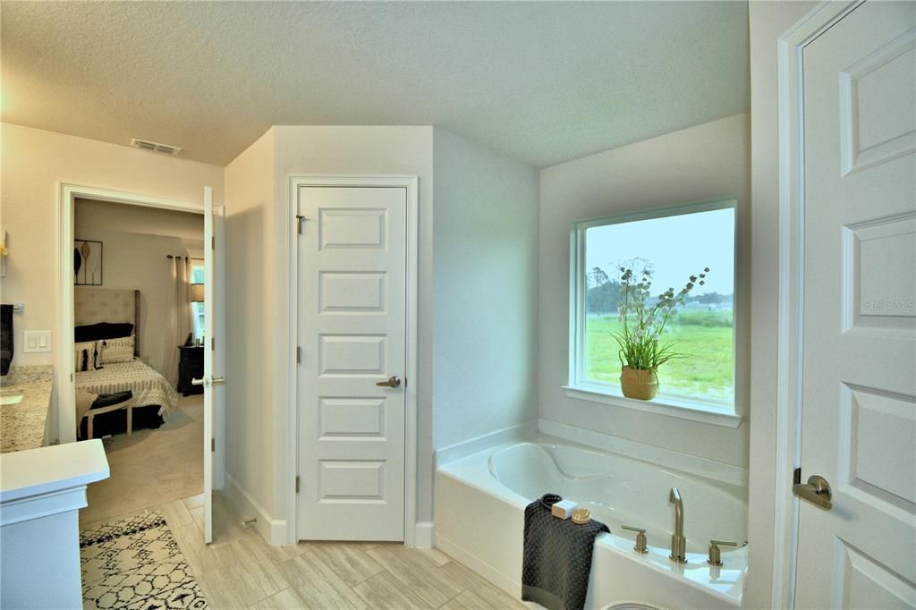 Active With Contract: $374,960 (4 beds, 2 baths, 2169 Square Feet)