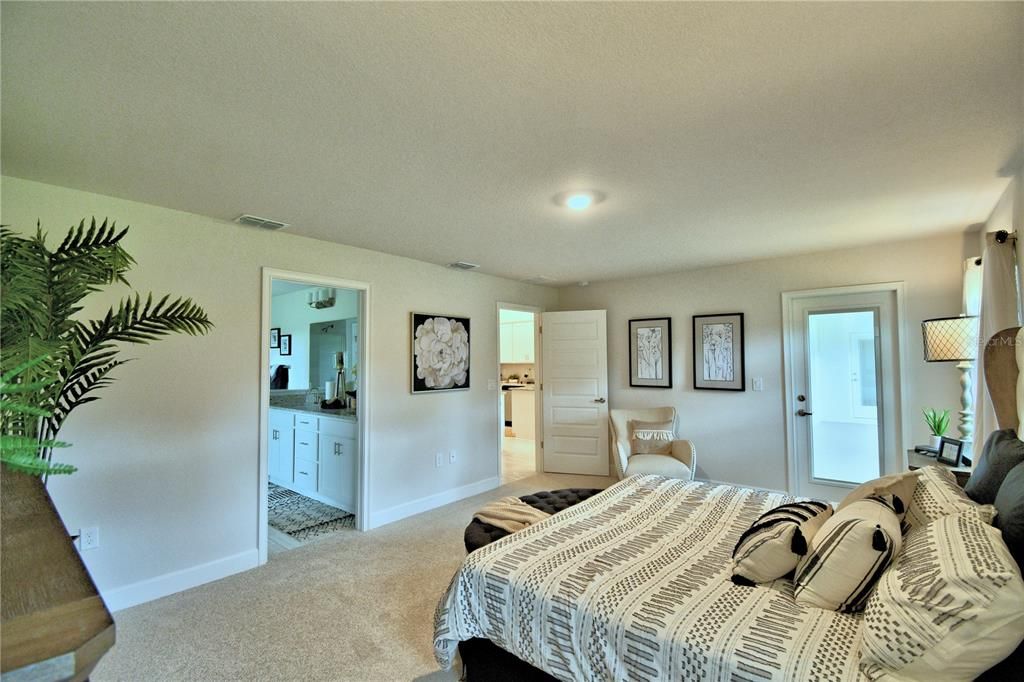 Active With Contract: $374,960 (4 beds, 2 baths, 2169 Square Feet)