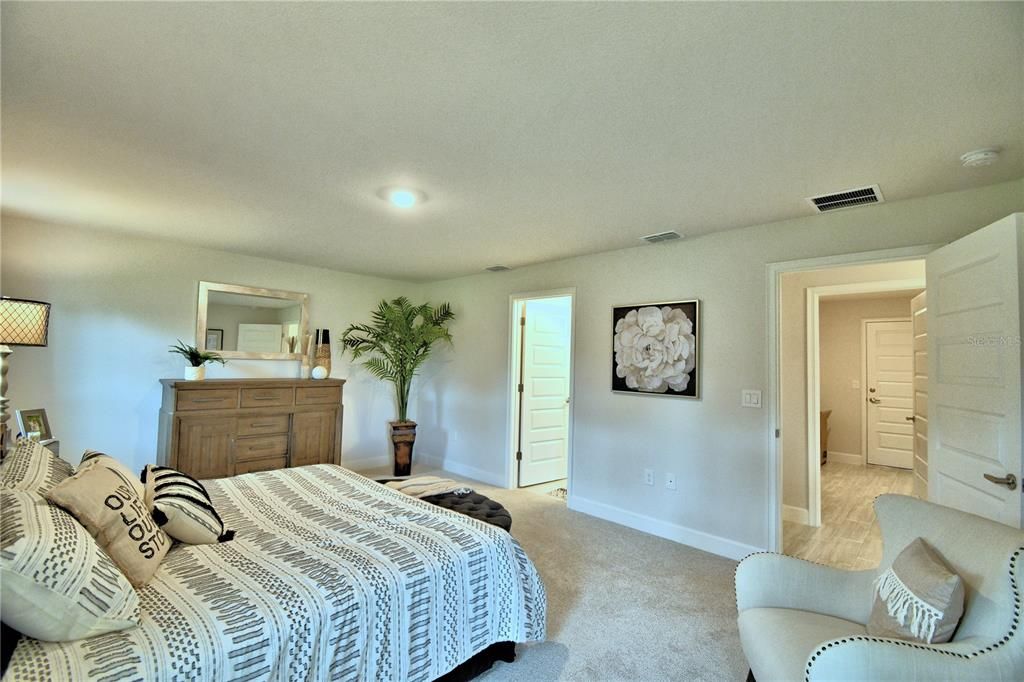 Active With Contract: $374,960 (4 beds, 2 baths, 2169 Square Feet)