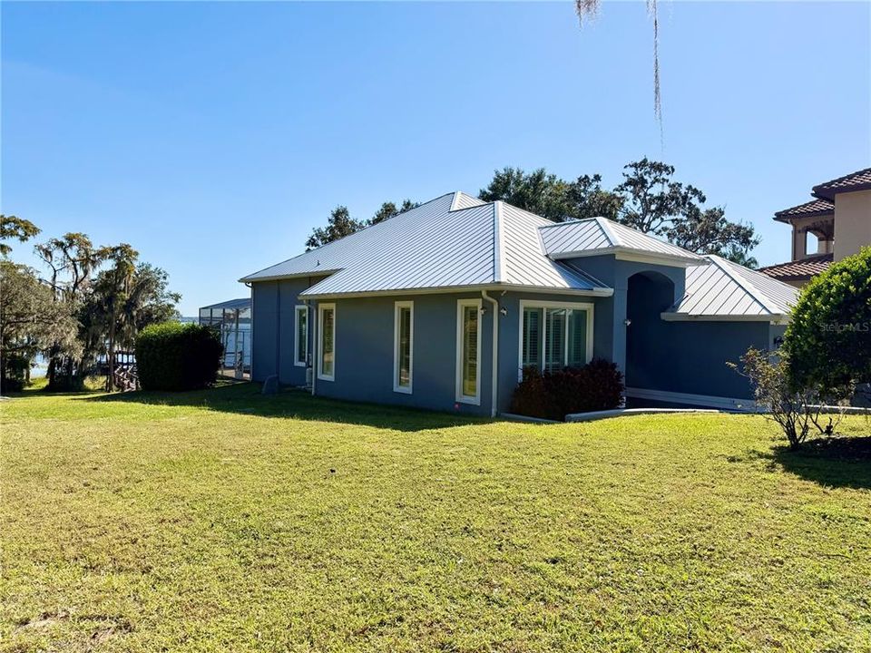 For Rent: $12,000 (3 beds, 3 baths, 3255 Square Feet)