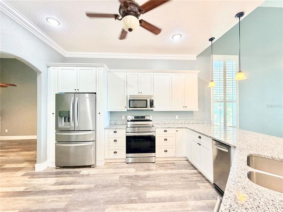 For Rent: $12,000 (3 beds, 3 baths, 3255 Square Feet)