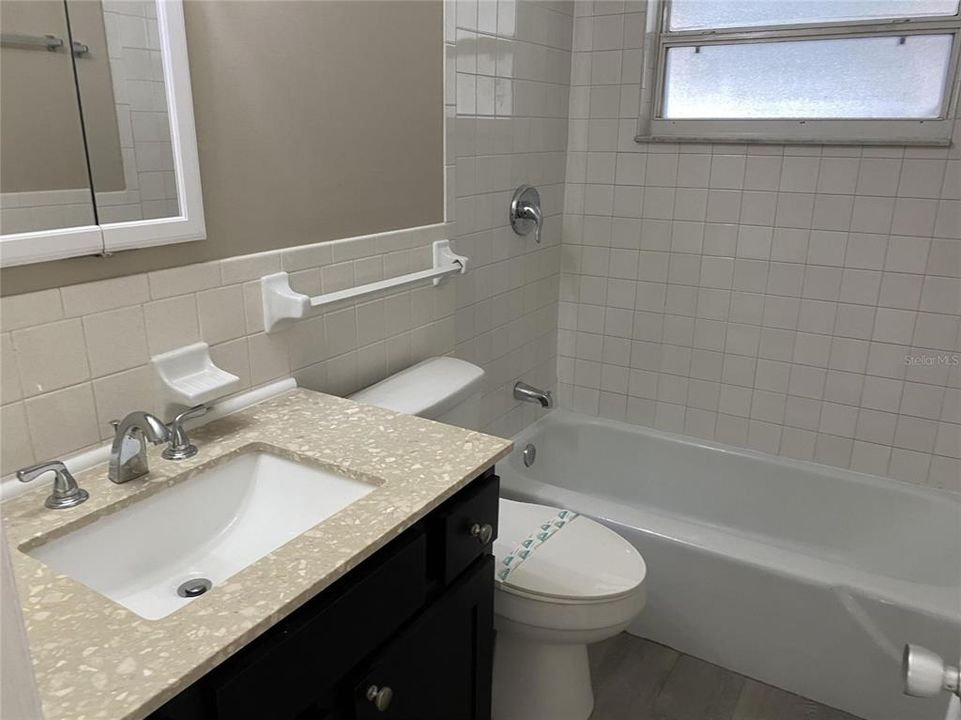 For Rent: $1,445 (1 beds, 1 baths, 623 Square Feet)