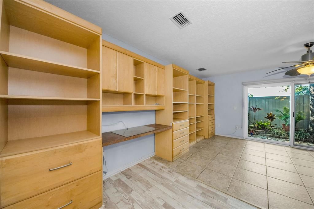 На продажу: $309,900 (3 спален, 2 ванн, 1544 Квадратных фут)