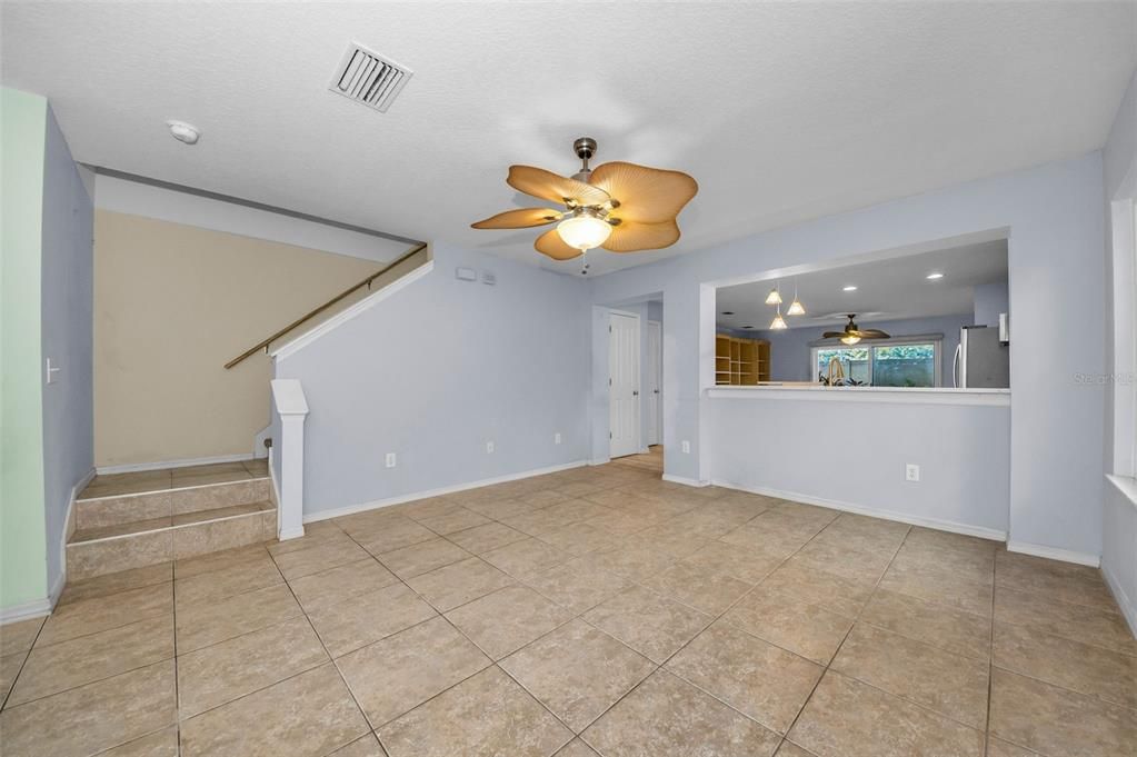 На продажу: $309,900 (3 спален, 2 ванн, 1544 Квадратных фут)