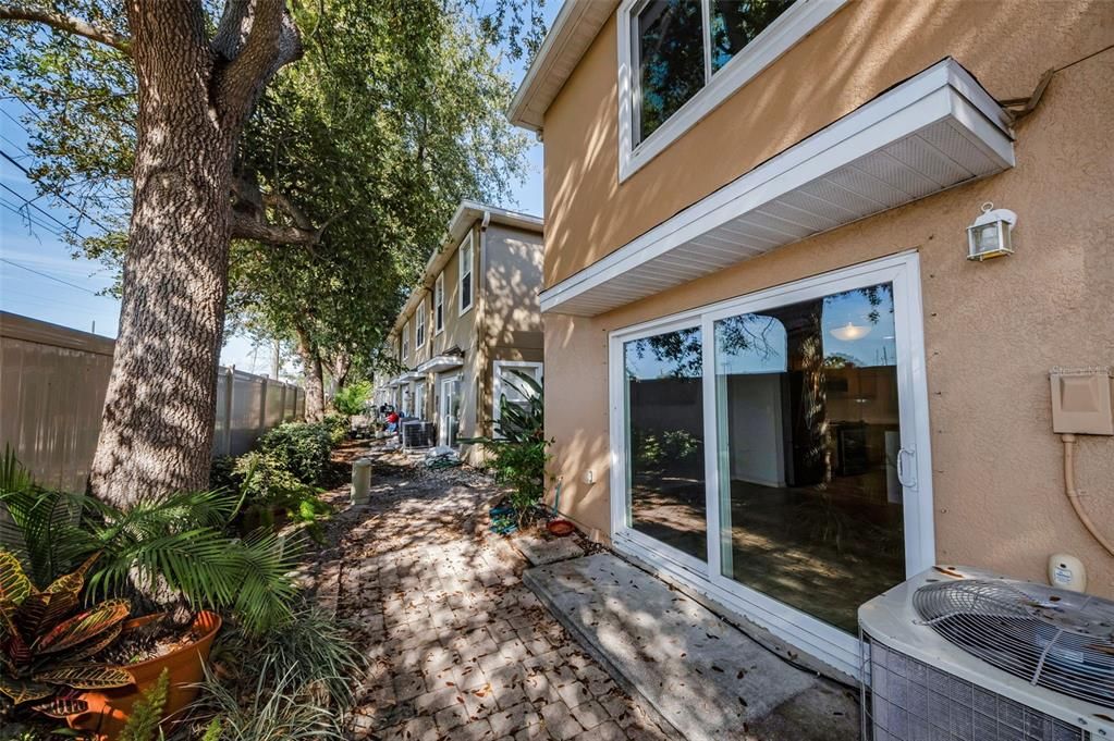 На продажу: $309,900 (3 спален, 2 ванн, 1544 Квадратных фут)