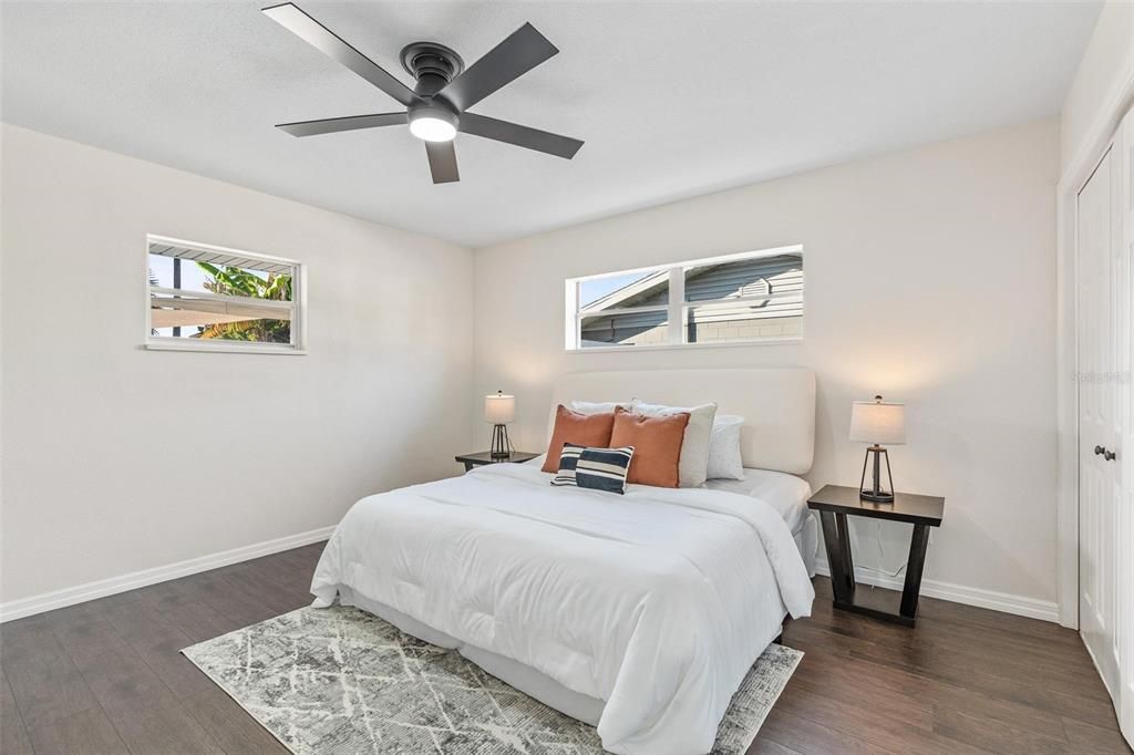 На продажу: $625,000 (4 спален, 2 ванн, 1928 Квадратных фут)